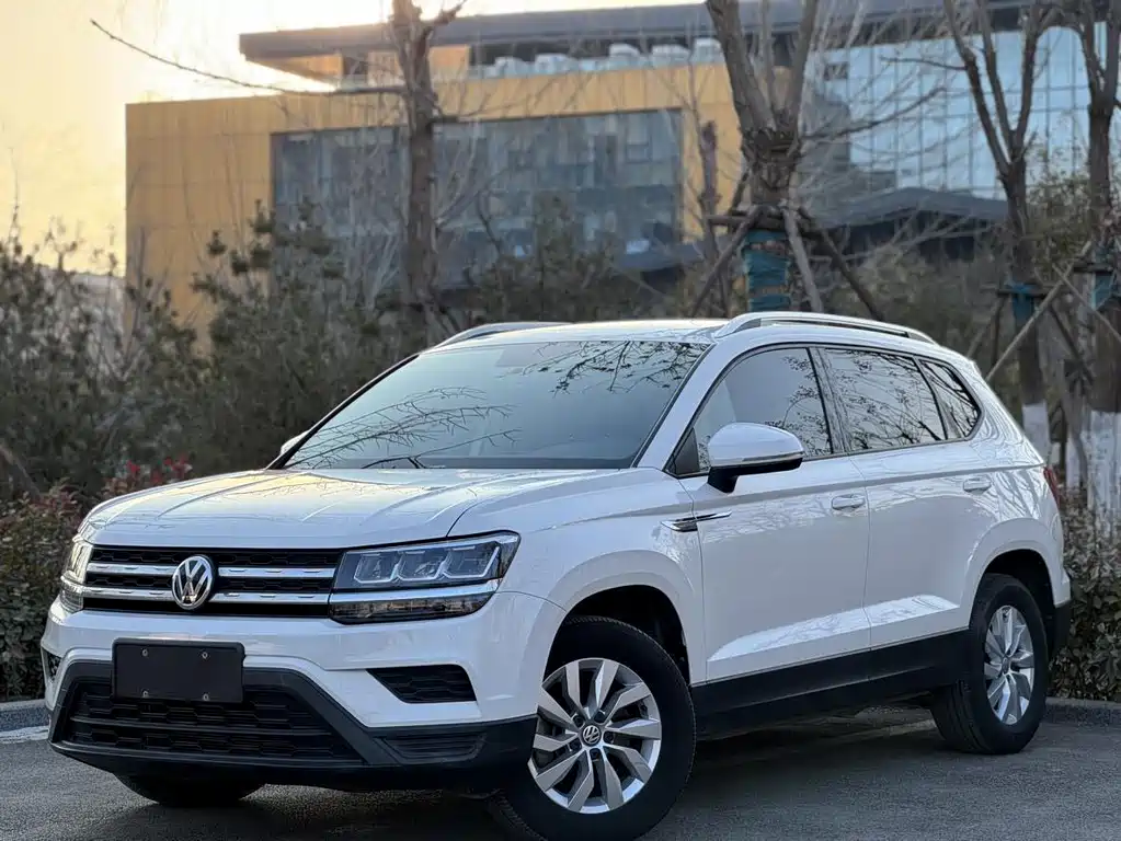 Volkswagen Tharu