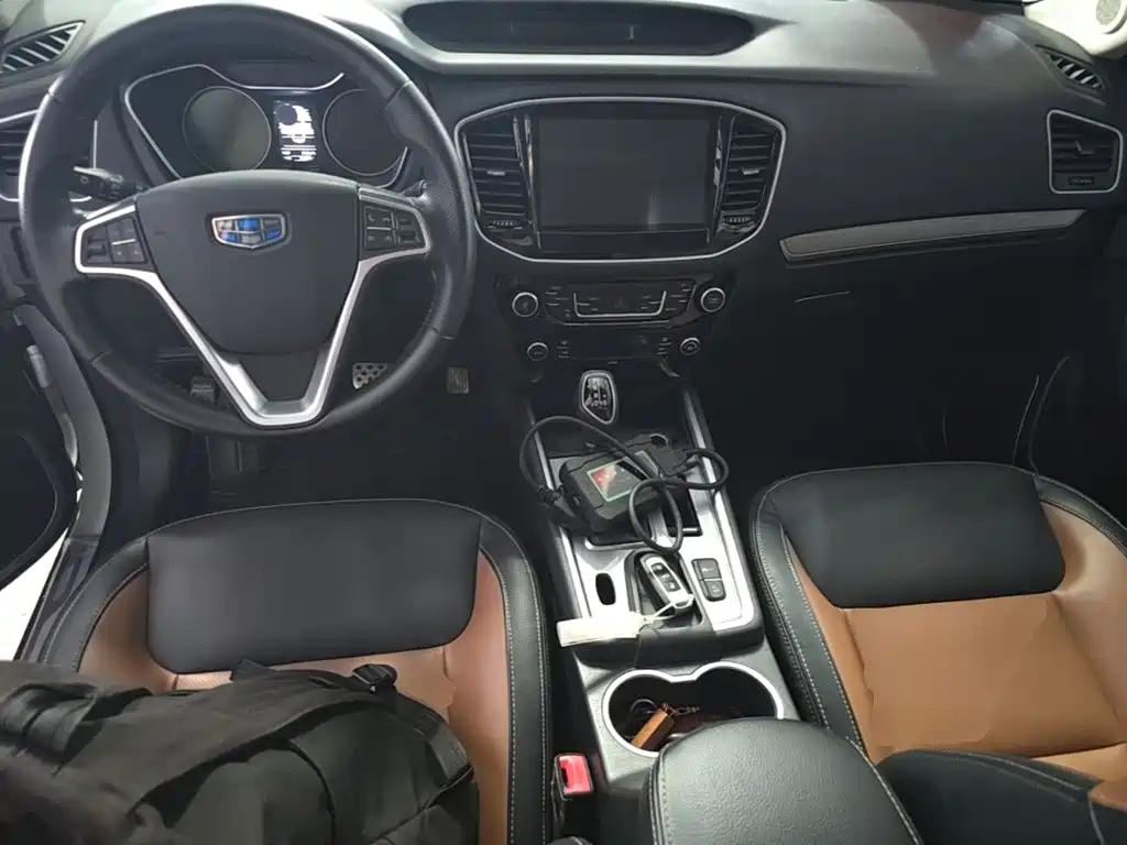 Geely Vision X6 — миниатюра 10