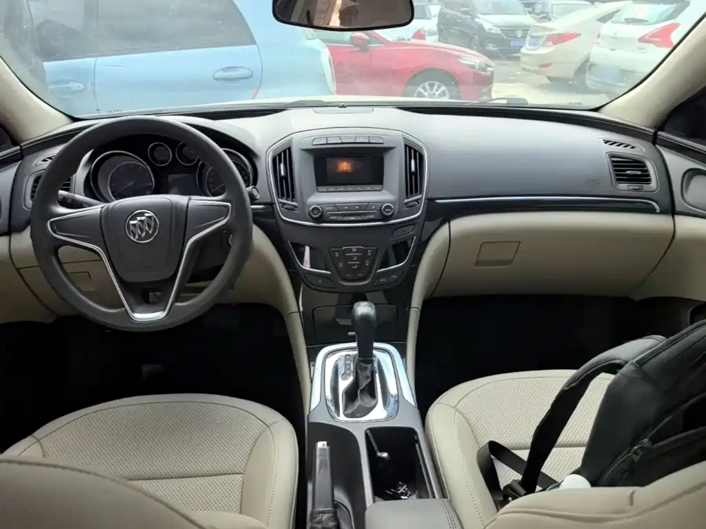 Buick Regal — миниатюра 10