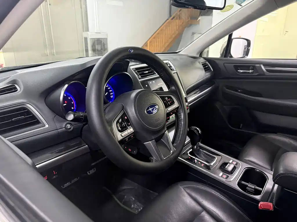 Subaru Outback — миниатюра 10