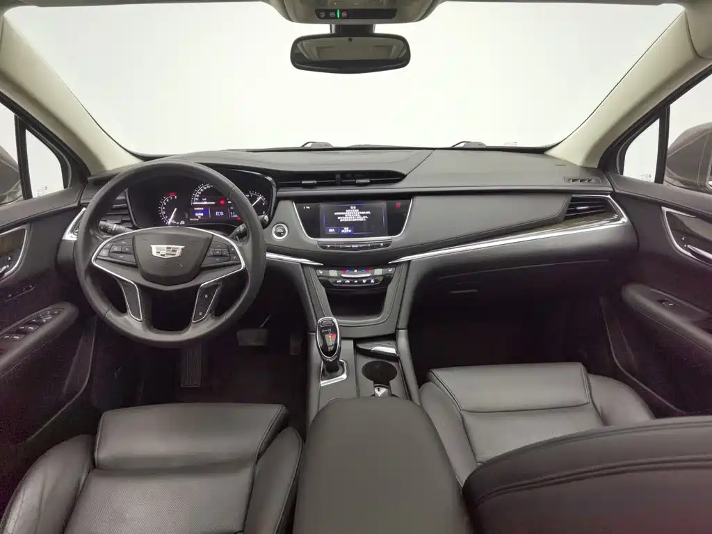 Cadillac XT5 — миниатюра 5