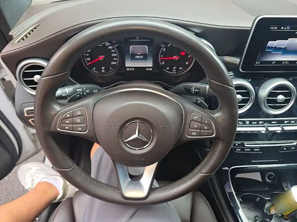Mercedes-Benz GLC — миниатюра 11