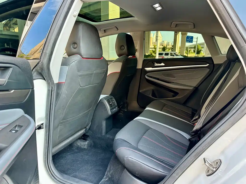 Volkswagen Lamando — миниатюра 15