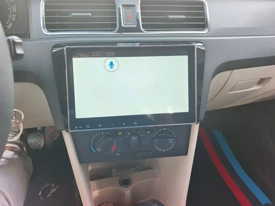 Skoda Rapid — миниатюра 13