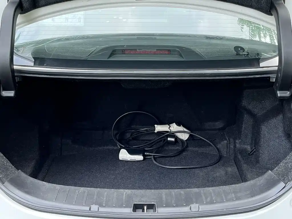BYD Qin NEV — миниатюра 15