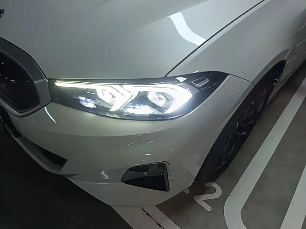 BMW i3 — миниатюра 24