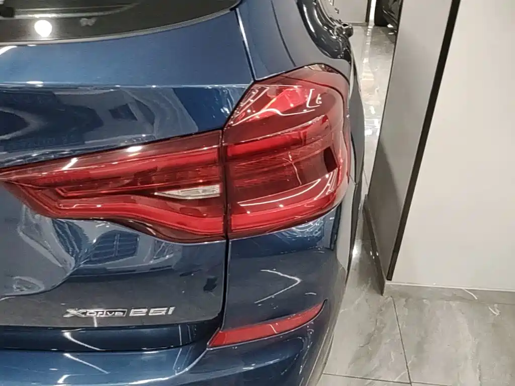 BMW X3 — миниатюра 8