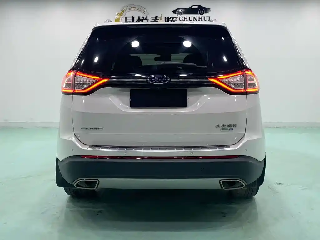 Ford Edge — миниатюра 8
