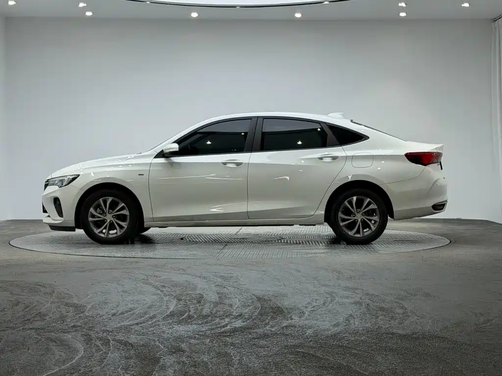 Buick Verano — миниатюра 5