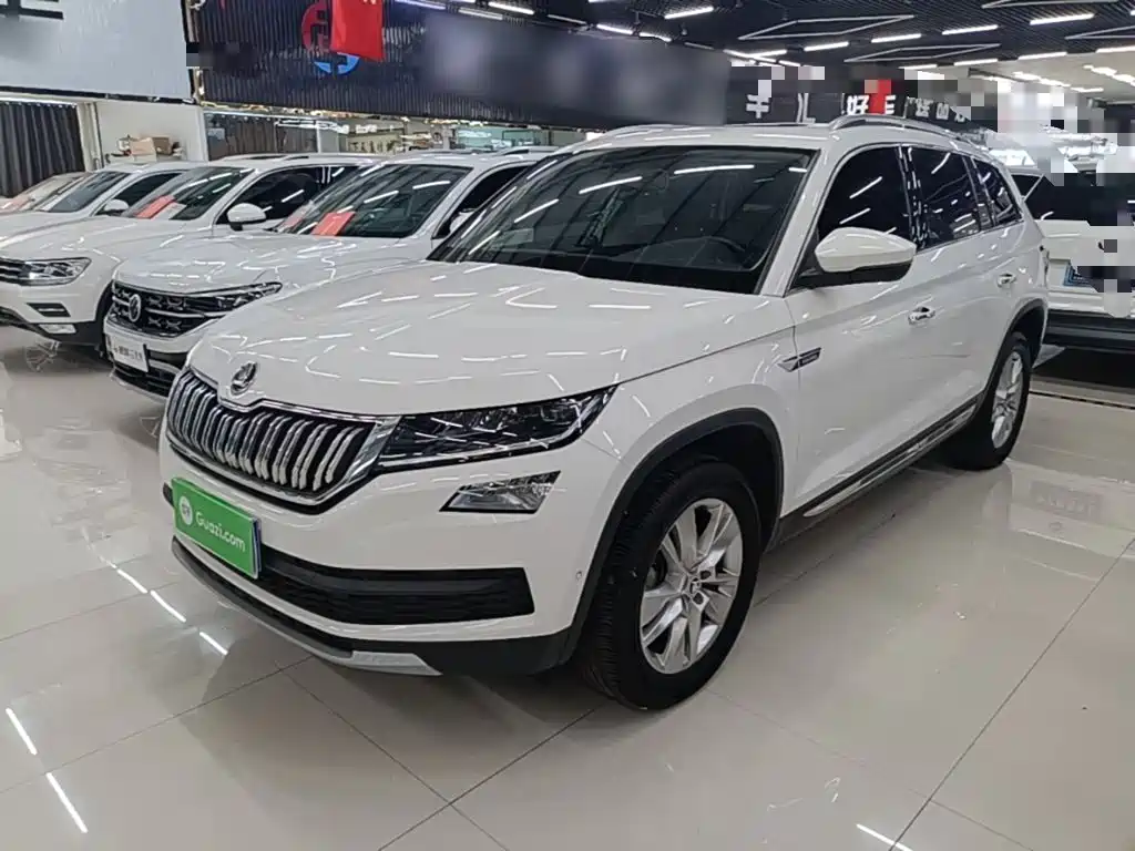 Skoda Kodiaq 2021 TSI330 7 мест Luxury