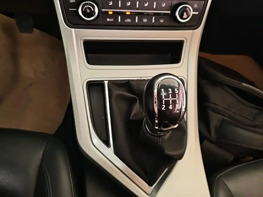 Geely Vision — миниатюра 14
