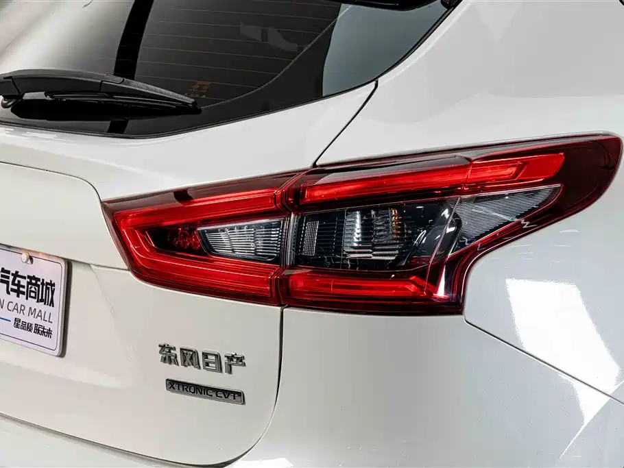Nissan Qashqai — миниатюра 8
