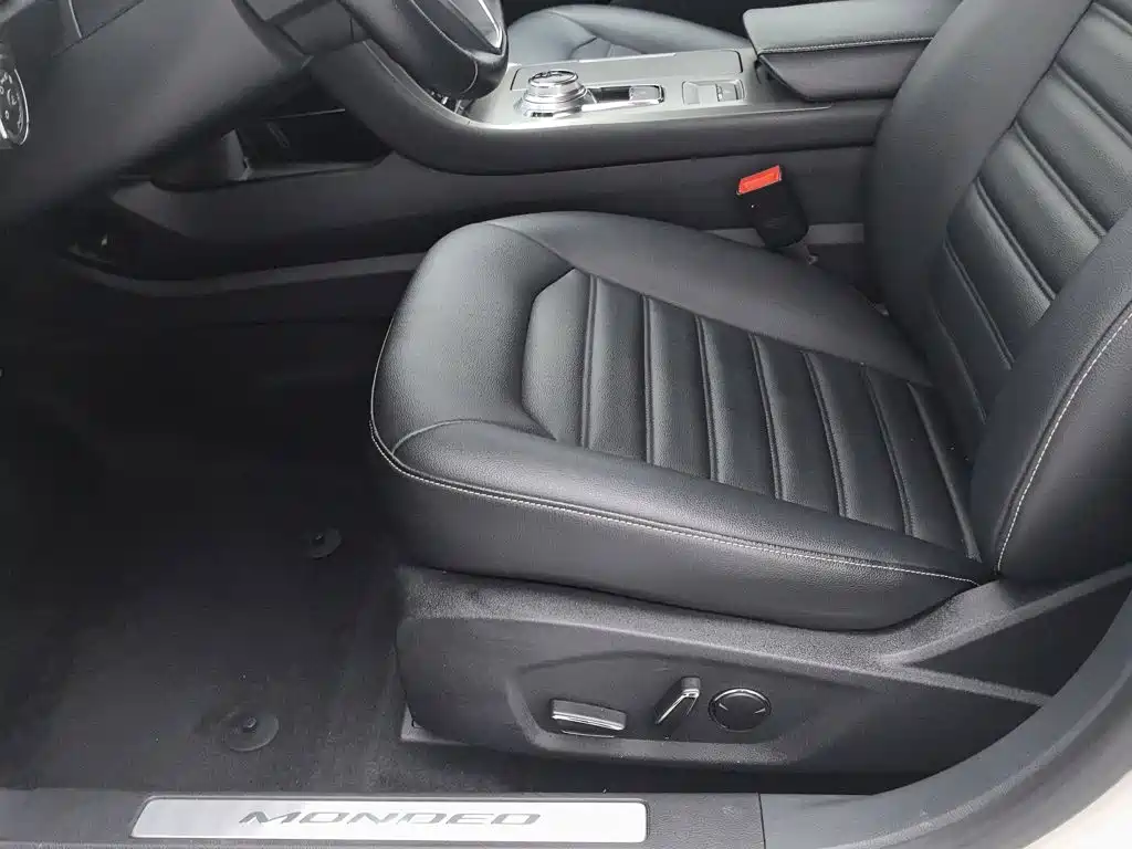 Ford Mondeo — миниатюра 20