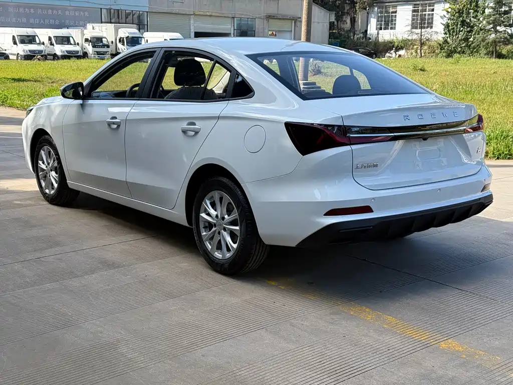 ROEWE I5