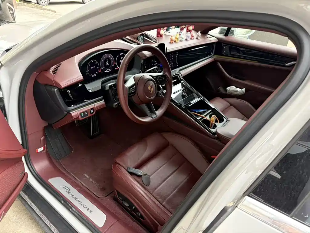 Porsche Panamera — миниатюра 5