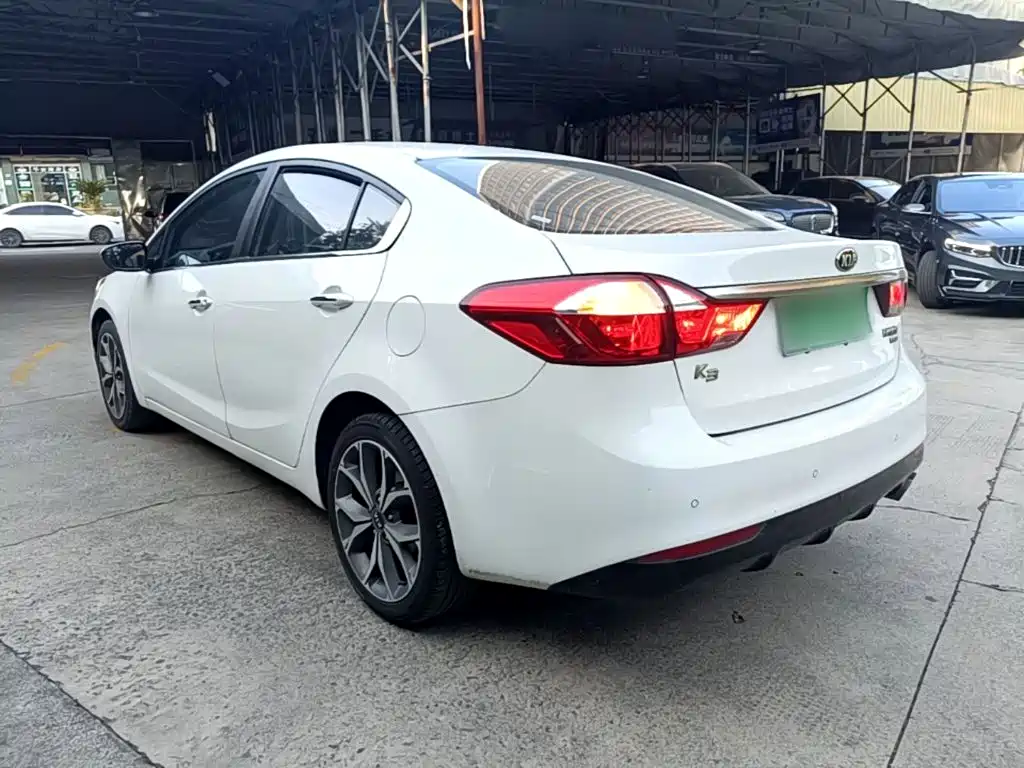 Kia K3 — миниатюра 5