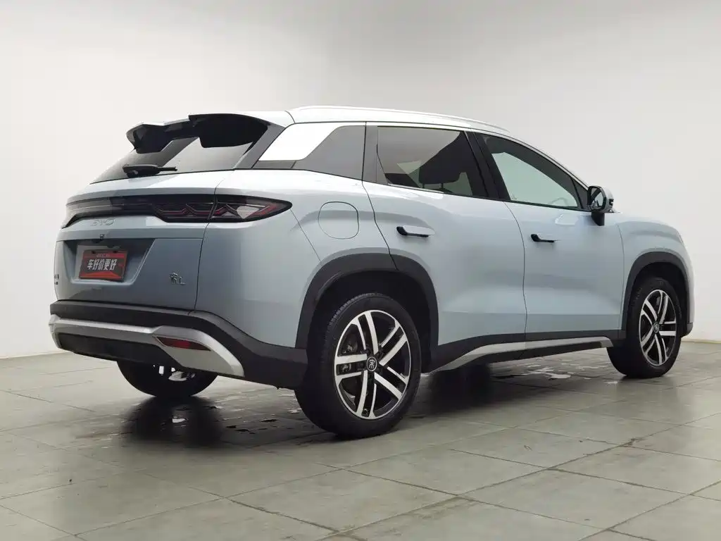 BYD L DM-i — миниатюра 2