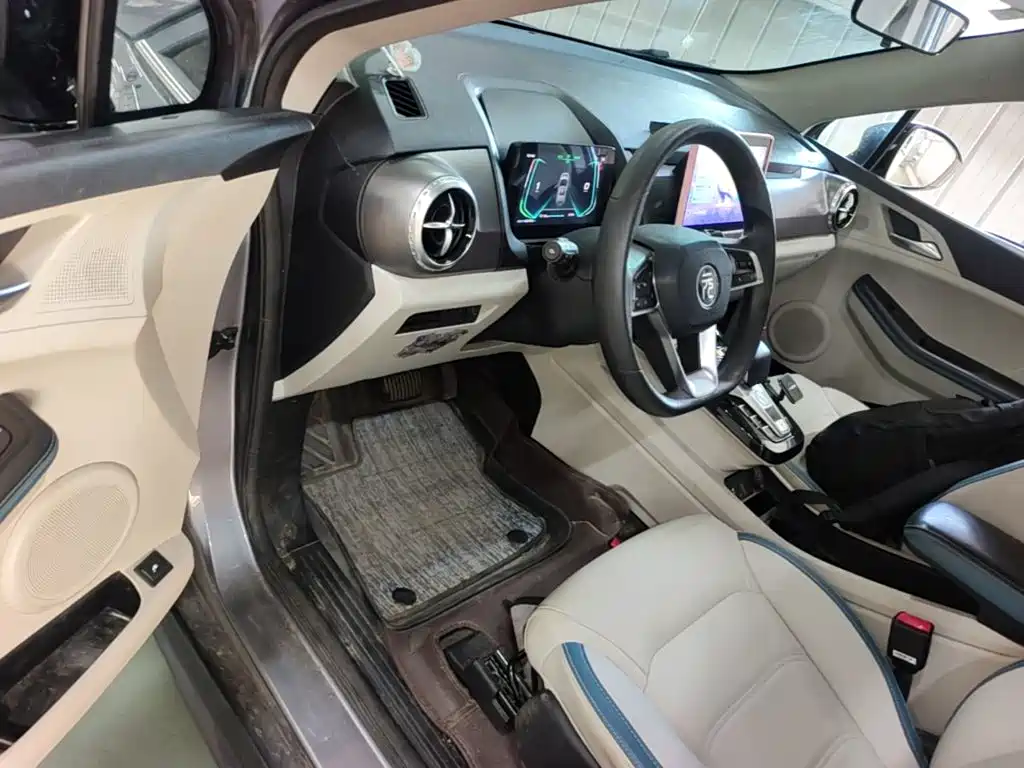 BYD Yuan Pro — миниатюра 16