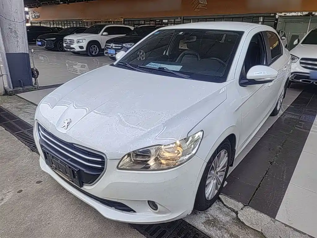 Peugeot 301 2017