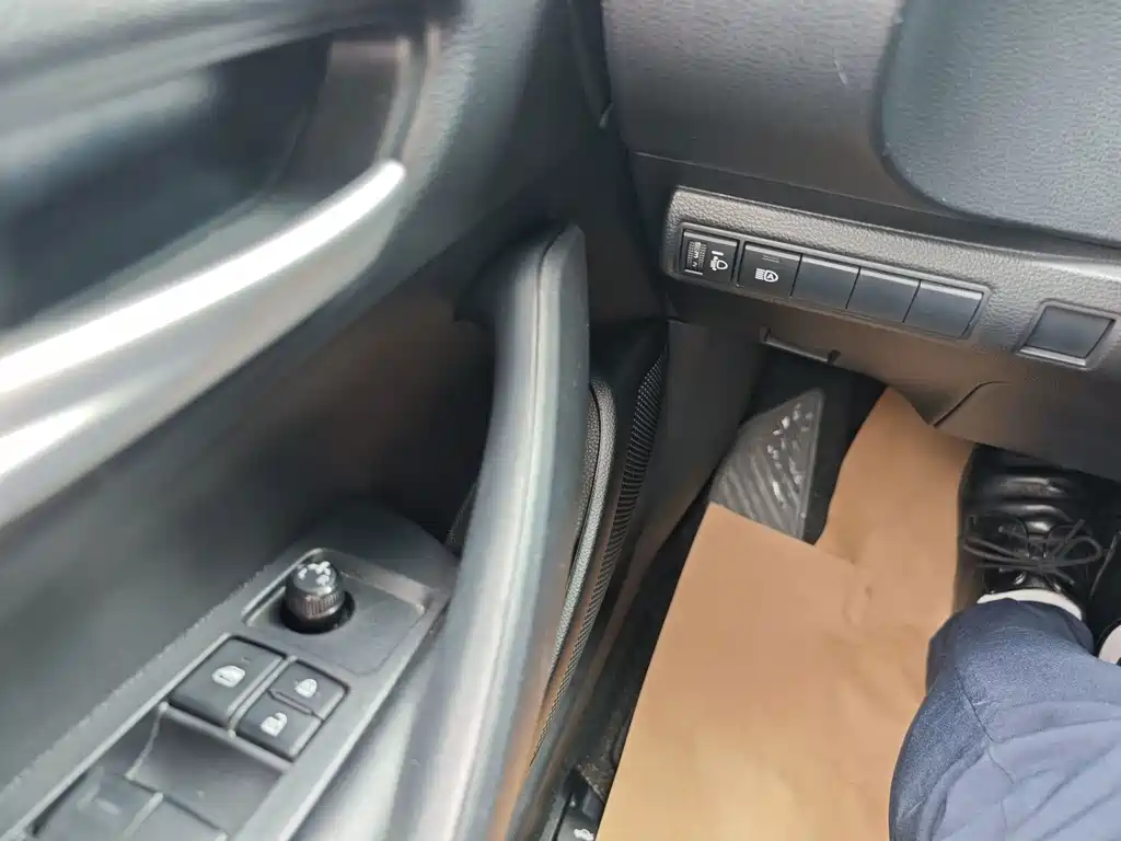 Toyota Corolla — миниатюра 12
