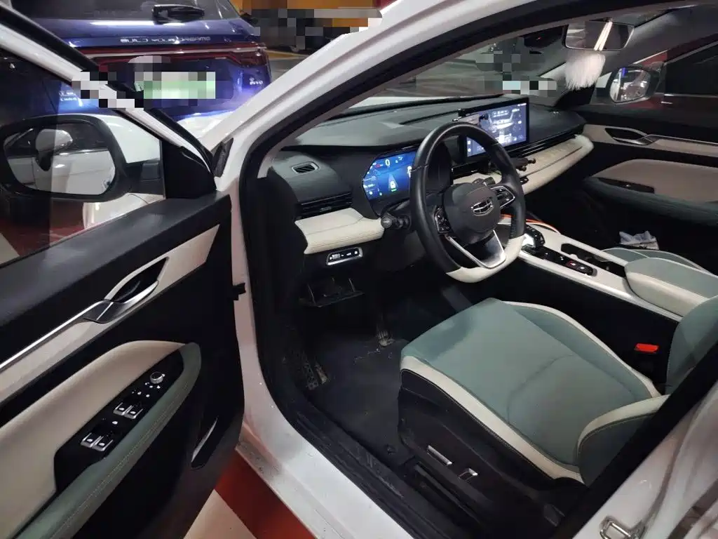 Geely L HiP — миниатюра 17