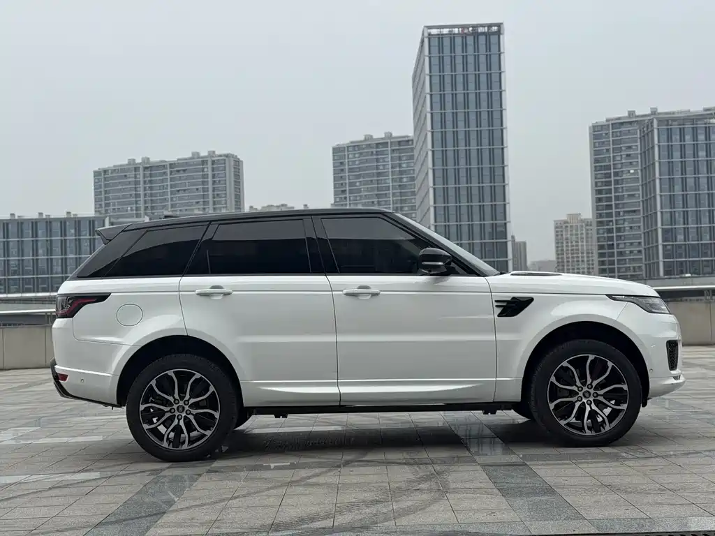 Land Rover Range Rover Sport 2022 3.0 L6