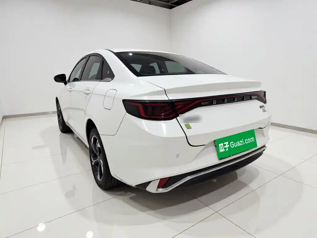 Geely L HiP — миниатюра 4