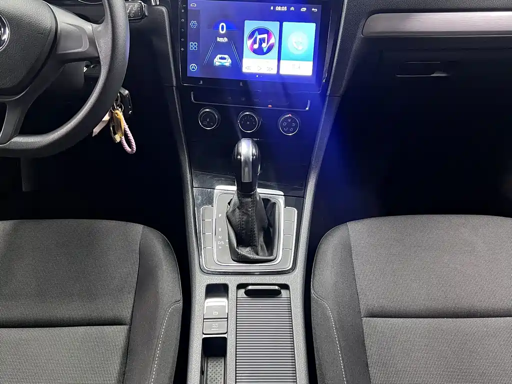 Volkswagen Golf — миниатюра 15