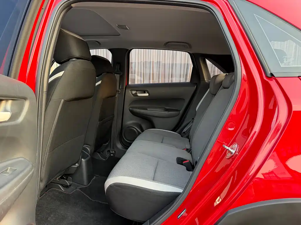 Honda Fit — миниатюра 8