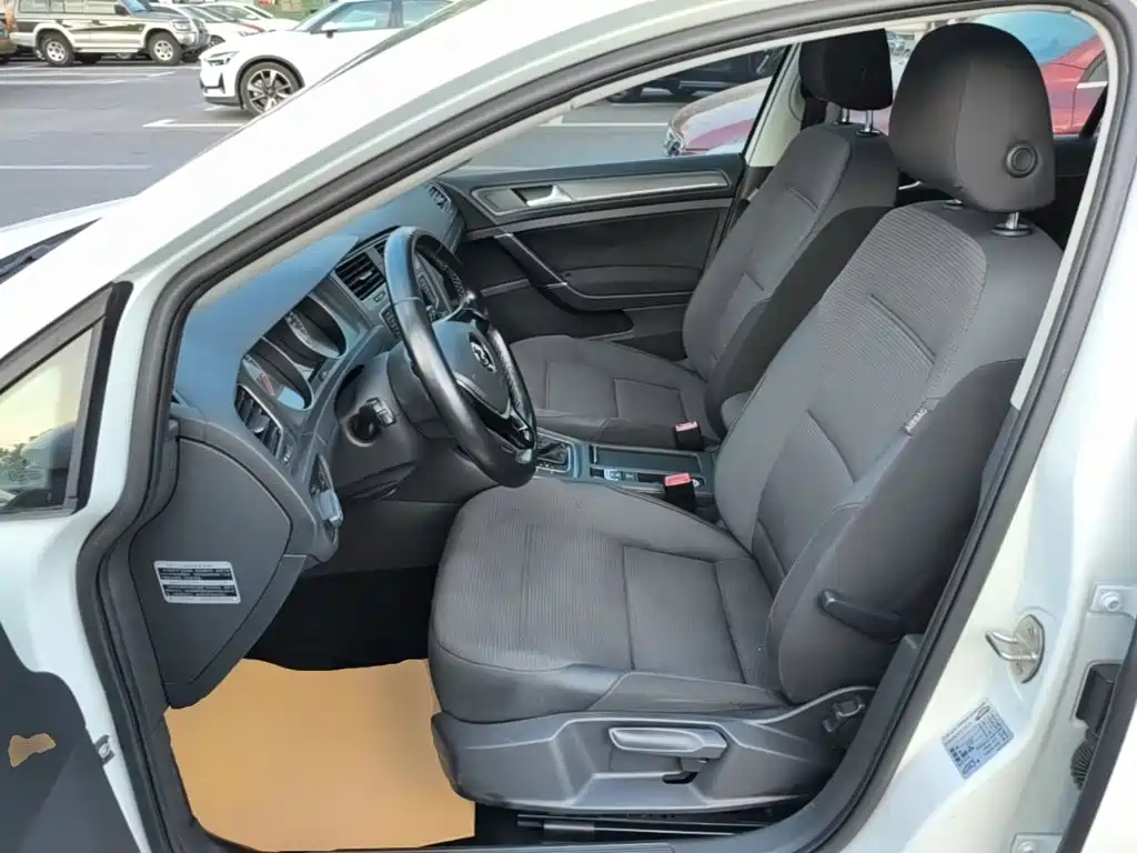 Volkswagen Golf — миниатюра 15