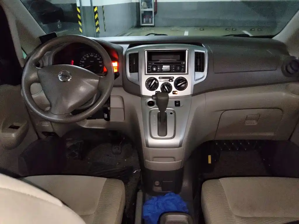 Nissan NV200 — миниатюра 13