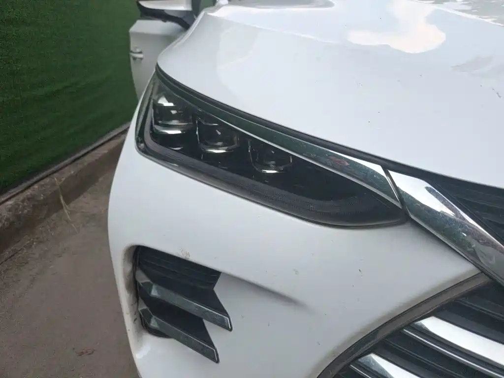 BYD Tang New Energy — миниатюра 7