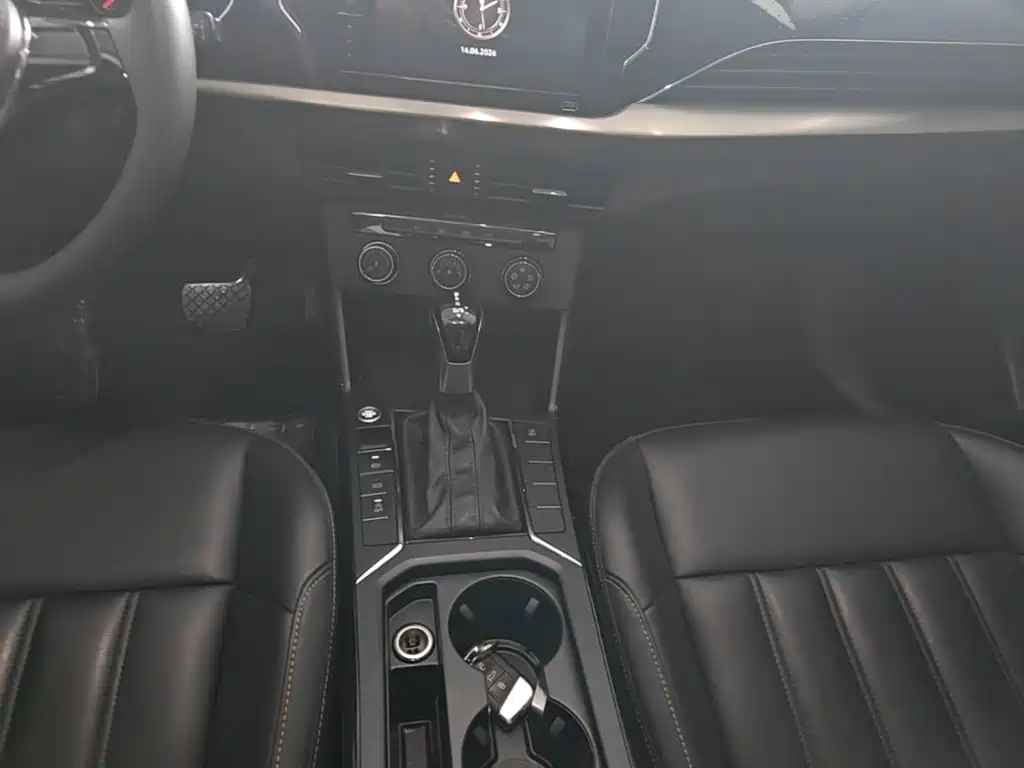 Volkswagen Passat — миниатюра 14