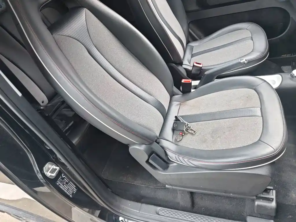 Wuling MINIEV — миниатюра 25
