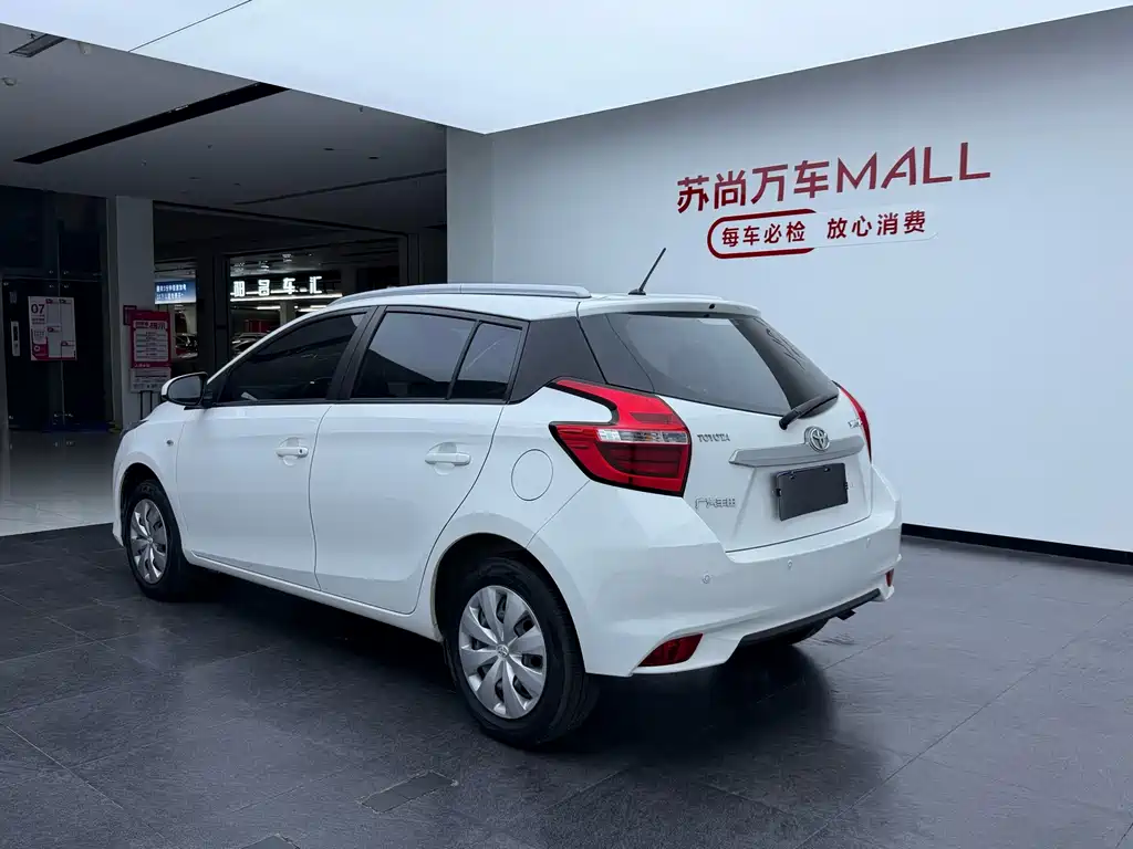 Toyota Yaris L — миниатюра 8