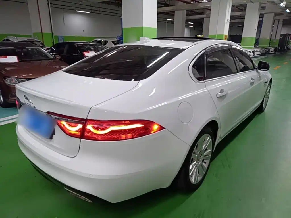 Jaguar XFL 2017 XFL 2.0T 240PS Luxury