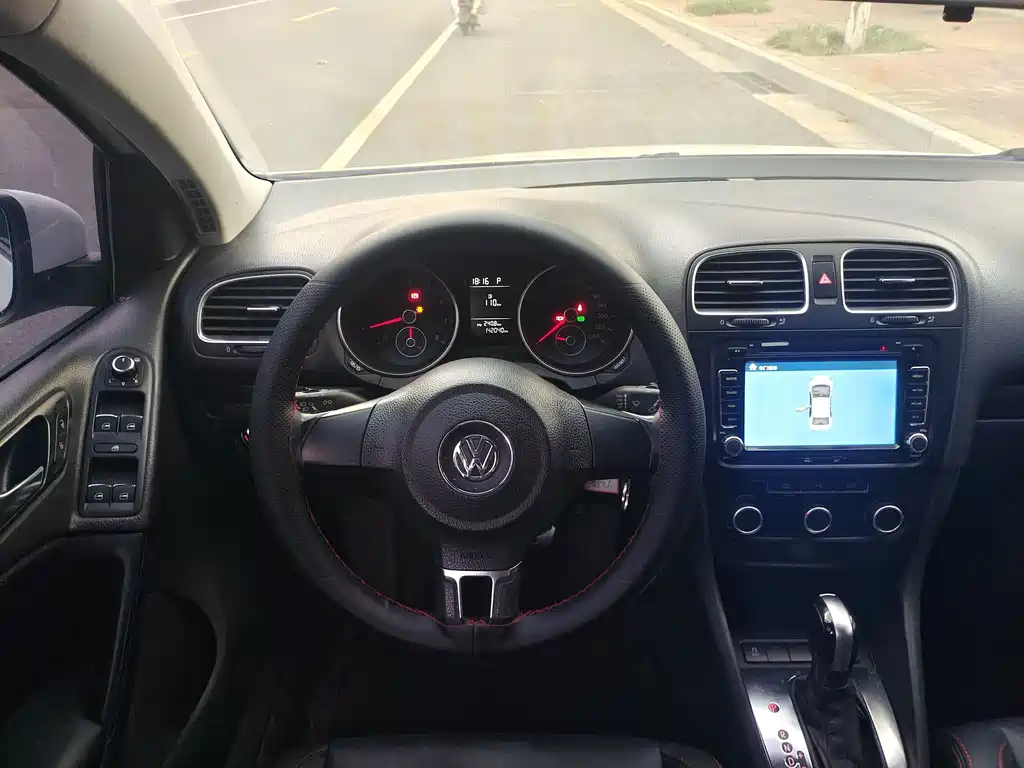 Volkswagen Golf — миниатюра 7