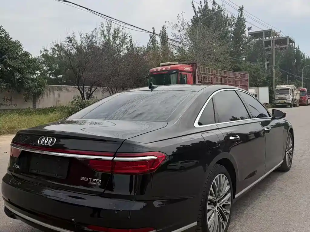 Audi A8 — миниатюра 9