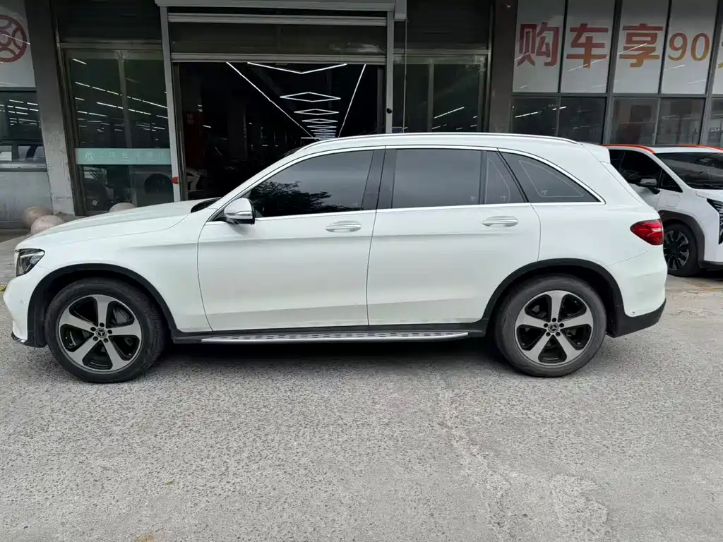 Mercedes-Benz GLC — миниатюра 9