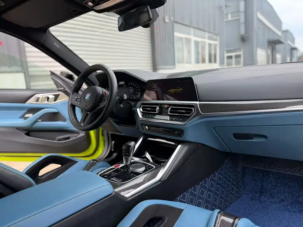 BMW M4 — миниатюра 6