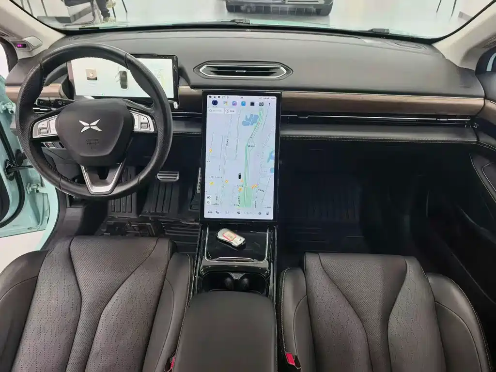 XPeng P5 — миниатюра 5