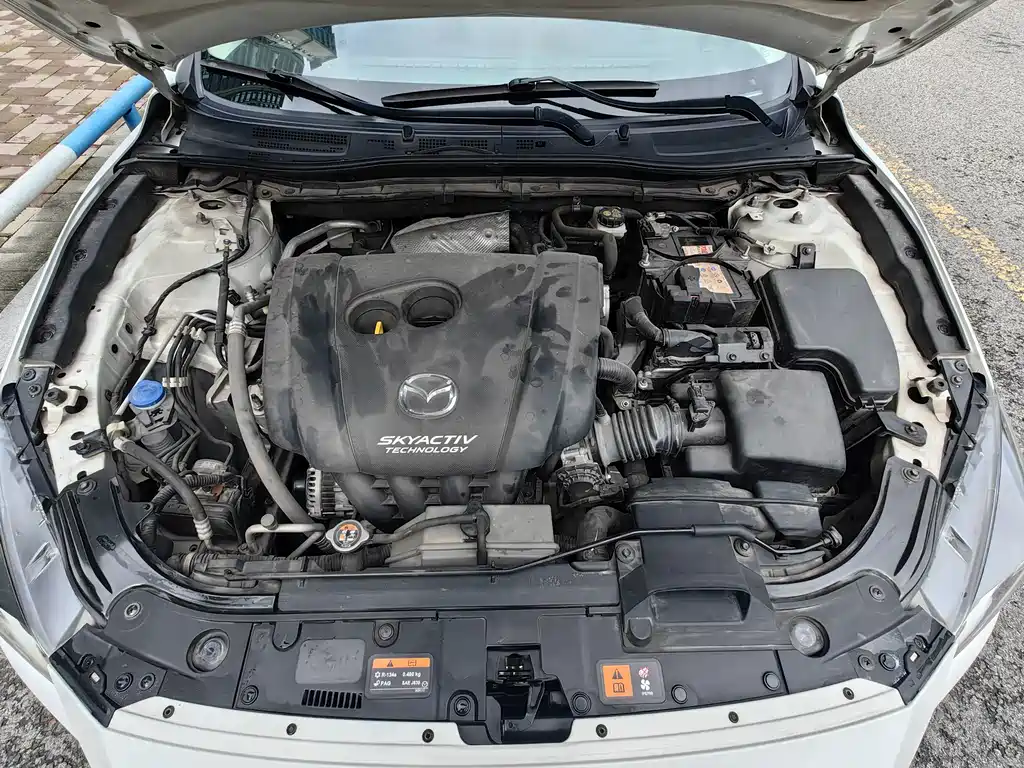 Mazda 3 Axela — миниатюра 14