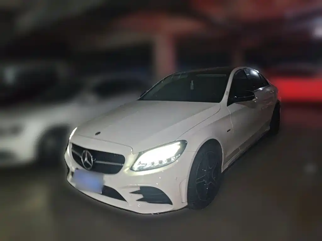 Mercedes-Benz C-Class — миниатюра 2