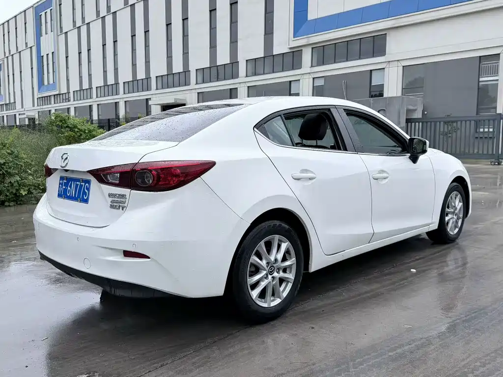 Mazda 3 Axela — миниатюра 9