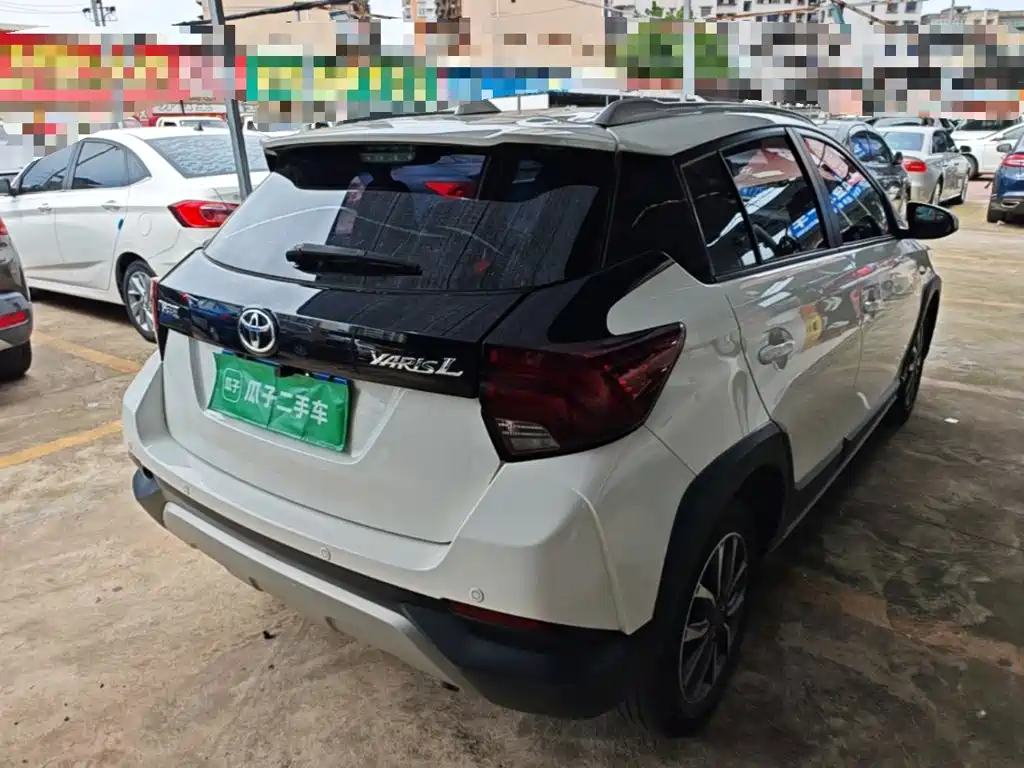 Toyota Yaris L — миниатюра 7