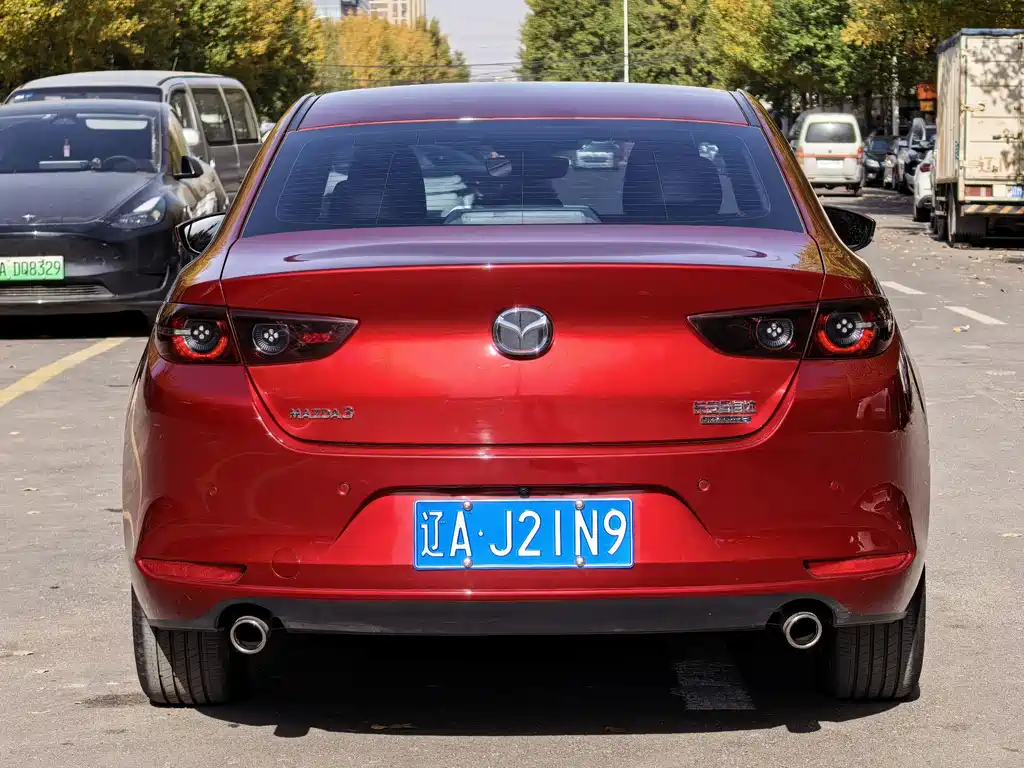 Mazda 3 Axela — миниатюра 5