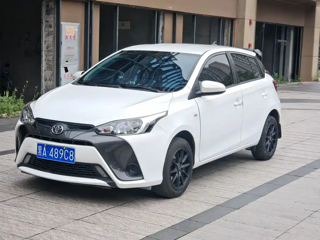 Купить Toyota Yaris L