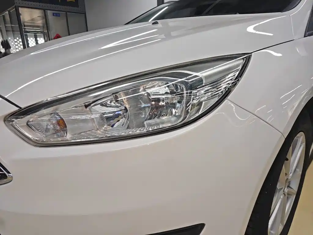 Ford Focus — миниатюра 24