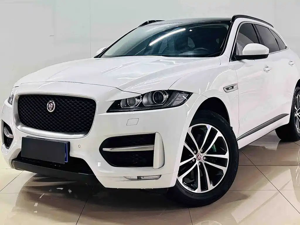 Jaguar F-PACE 2017