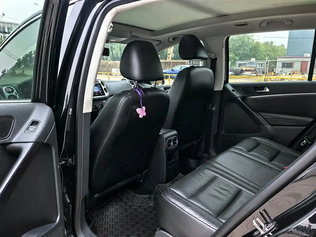 Volkswagen Tiguan — миниатюра 11